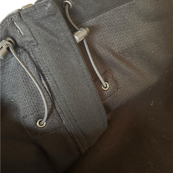 The North Face grey and black full zip vest men’s small - Picture 5 of 8